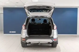Ford Kuga, 1.5, 88 kW, дизель, механическая, передний привод