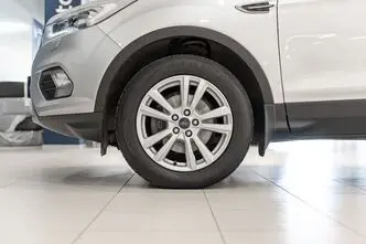 Ford Kuga, 1.5, 88 kW, дизель, механическая, передний привод