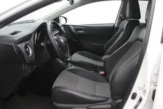 Toyota Auris, 1.8, 73 kW, hübriid, automaat, esivedu