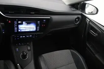 Toyota Auris, 1.8, 73 kW, hübriid, automaat, esivedu