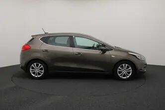Kia cee'd / Ceed, 1.4, 73 kW, petrol, manual, front-wheel drive