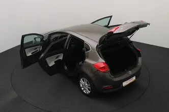 Kia cee'd / Ceed, 1.4, 73 kW, petrol, manual, front-wheel drive
