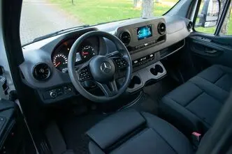 Mercedes-Benz Sprinter, 2.1, 120 kW, дизель, автомат, задний привод
