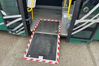 Iveco First Low-Entry 4x2, 132 kW, дизель, автомат