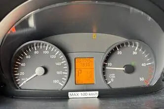 Mercedes-Benz Sprinter, 120 kW, дизель, автомат