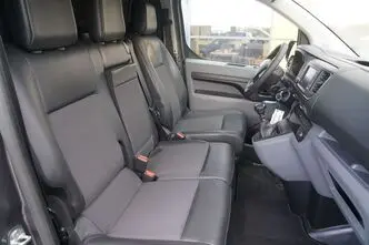 Toyota Proace, 2.0, 90 kW, diesel, manual, front-wheel drive