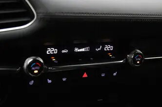 Mazda 3, 2.0, 132 kW, гибрид, механическая, передний привод