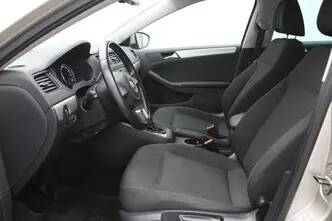 Volkswagen Jetta, 1.4, 90 kW, petrol, automatic, front-wheel drive
