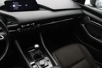 Mazda 3, 2.0, 132 kW, гибрид, механическая, передний привод