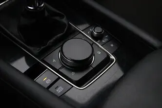Mazda 3, 2.0, 132 kW, гибрид, механическая, передний привод