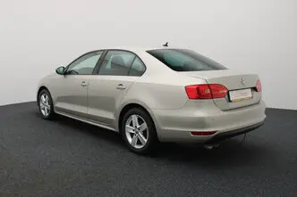 Volkswagen Jetta, 1.4, 90 kW, petrol, automatic, front-wheel drive