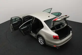 Volkswagen Jetta, 1.4, 90 kW, petrol, automatic, front-wheel drive