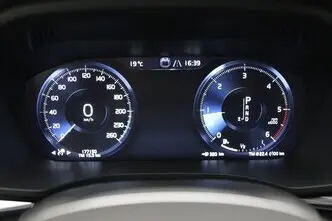 Volvo XC60, 2.0, 140 kW, diesel, automatic, front-wheel drive