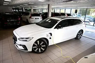 Volvo V90, 2.0, 293 kW, petrol, automatic, four-wheel drive