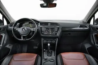 Volkswagen Tiguan, 2.0, 110 kW, дизель, автомат, полный привод