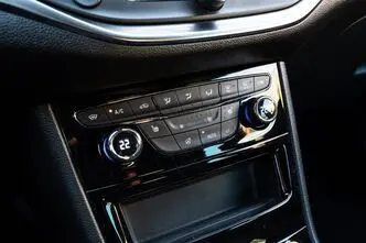 Opel Astra, 1.2, 96 kW, бензин, автомат, передний привод