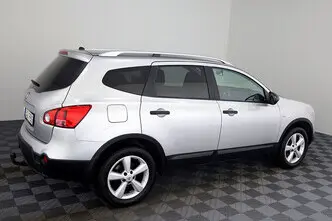 Nissan Qashqai+2, 2.0, 104 kW, petrol, manual, front-wheel drive