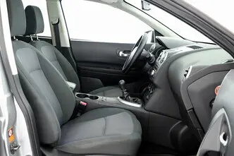 Nissan Qashqai+2, 2.0, 104 kW, petrol, manual, front-wheel drive