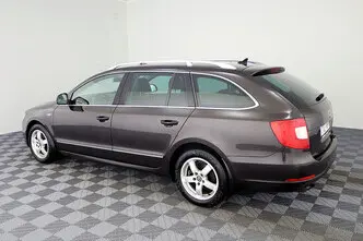 Škoda Superb, 2.0, 125 kW, diesel, automatic, front-wheel drive