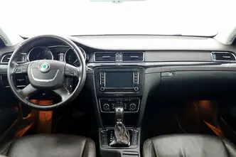 Škoda Superb, 2.0, 125 kW, diesel, automatic, front-wheel drive