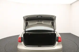 Volkswagen Jetta, 1.4, 90 kW, petrol, automatic, front-wheel drive