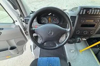 Mercedes-Benz Sprinter, 120 kW, дизель, механическая