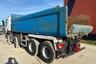 Scania P, 323 kW, diesel, automatic