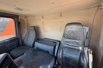 Scania P, 323 kW, diesel, automatic