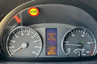 Mercedes-Benz Sprinter, 120 kW, diisel, automaat