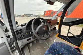 Mercedes-Benz Sprinter, 120 kW, дизель, механическая