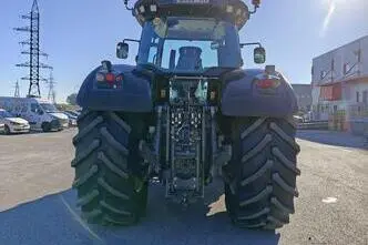 Valtra S353, 262 kW, diisel, automaat