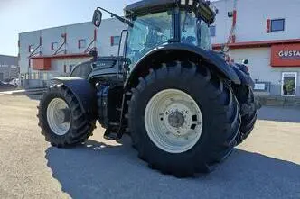 Valtra S353, 262 kW, diisel, automaat