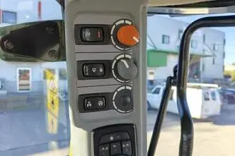 Valtra S353, 262 kW, diisel, automaat