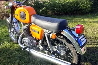 IZ, 0.4, petrol, manual, rear-wheel drive