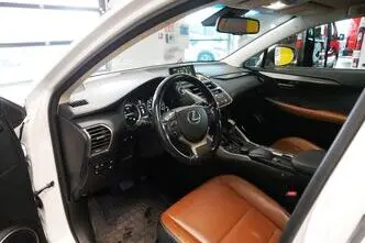 Lexus NX 300h, 2.5, 114 kW, hübriid, automaat, nelikvedu