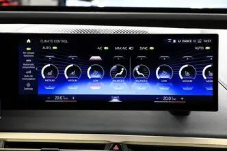 BMW iX, 102 kW, electric, automatic, four-wheel drive