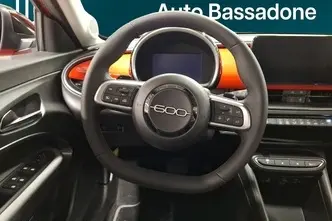 Fiat 600, 1.2, 81 kW, hübriid, automaat, esivedu