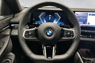 BMW 540, 223 kW, hübriid, automaat, nelikvedu