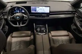 BMW 540, 223 kW, hübriid, automaat, nelikvedu