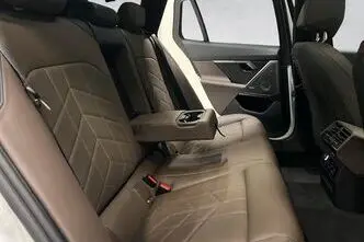 BMW 540, 223 kW, hübriid, automaat, nelikvedu
