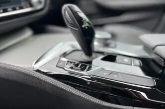 BMW 520, 2.0, 140 kW, hübriid, automaat, nelikvedu