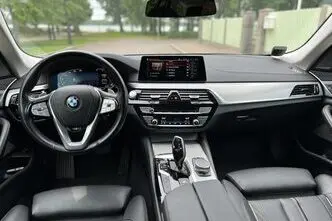 BMW 520, 2.0, 140 kW, hübriid, automaat, nelikvedu