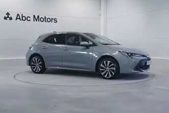 Toyota Corolla, 2.0, 112 kW, hübriid, automaat, esivedu
