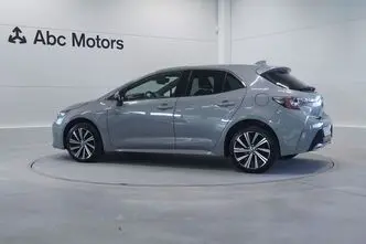 Toyota Corolla, 2.0, 112 kW, hübriid, automaat, esivedu