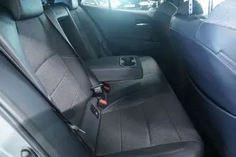 Toyota Corolla, 2.0, 112 kW, hübriid, automaat, esivedu