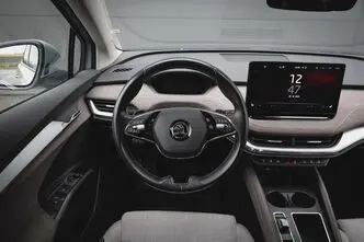 Škoda Enyaq, 70 kW, elekter, automaat, tagavedu