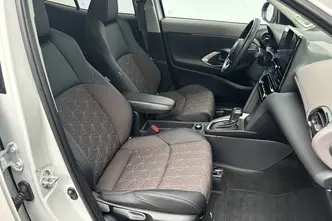 Toyota Yaris Cross, 1.5, 68 kW, hübriid, automaat, nelikvedu