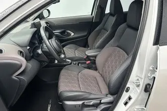 Toyota Yaris Cross, 1.5, 68 kW, hübriid, automaat, nelikvedu