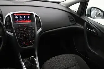 Opel Astra, 1.4, 88 kW, bensiin, manuaal, esivedu