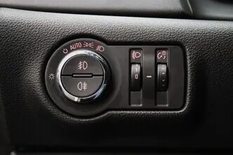 Opel Astra, 1.4, 88 kW, bensiin, manuaal, esivedu